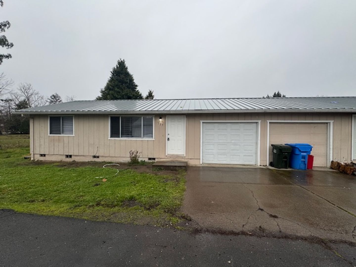 EAGLE POINT Apartment: 121 EDITH CIR