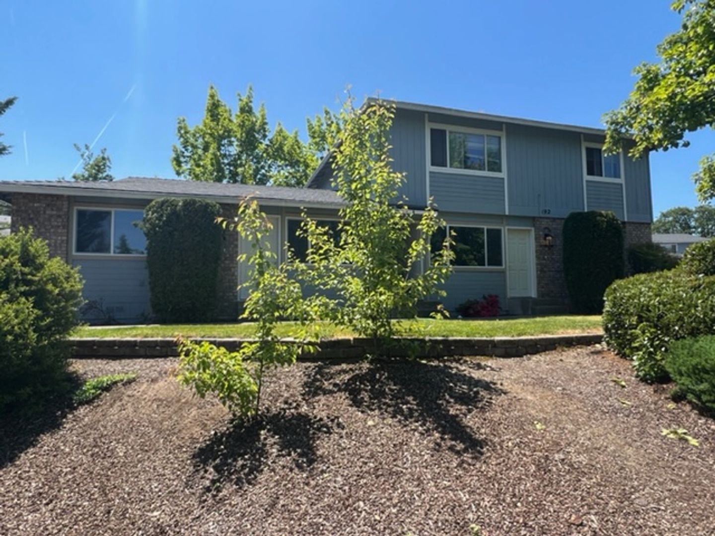 PHOENIX Apartment: 192 S CHURCH ST