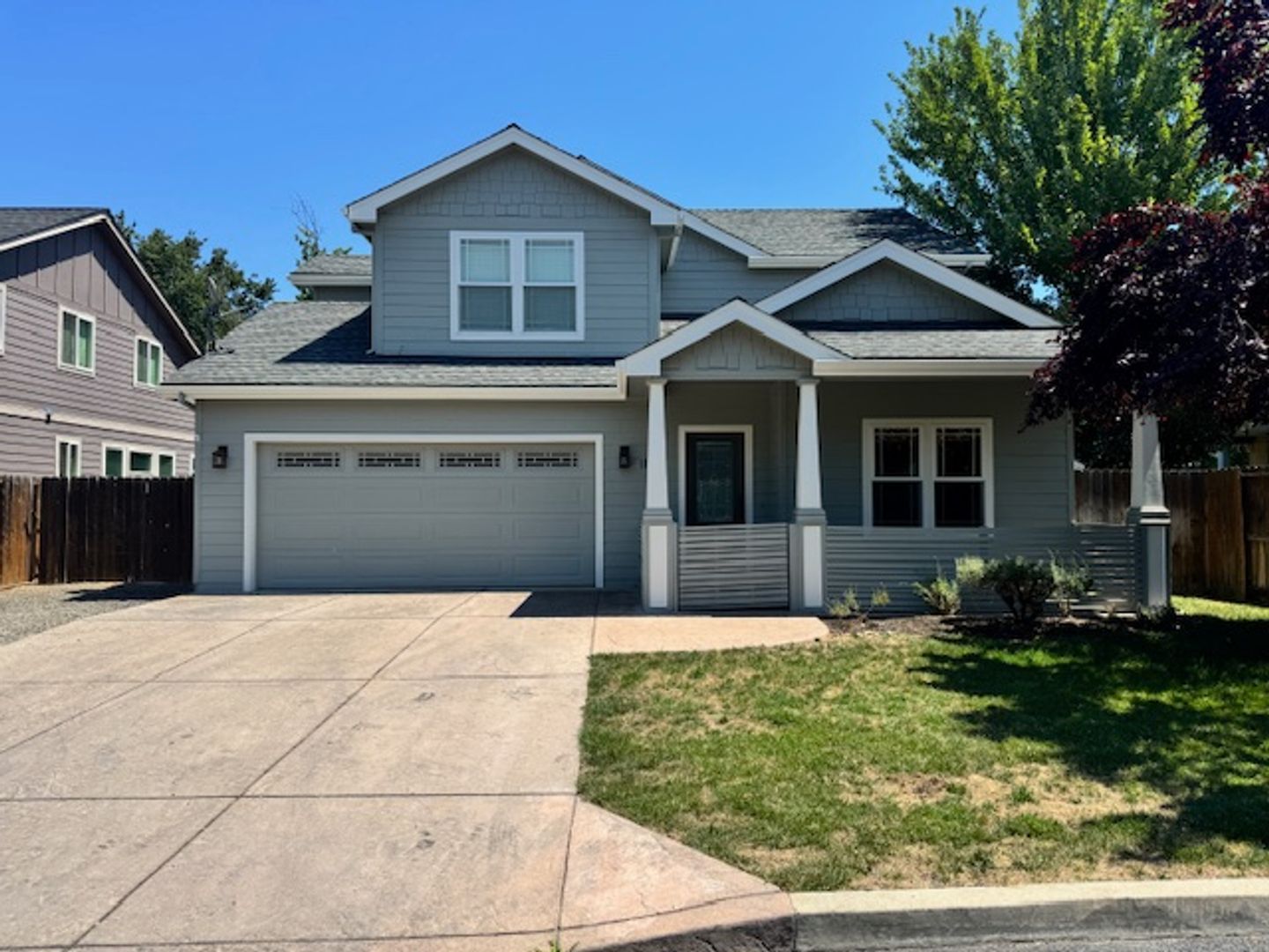 Medford House: 1864 Gabriel Way