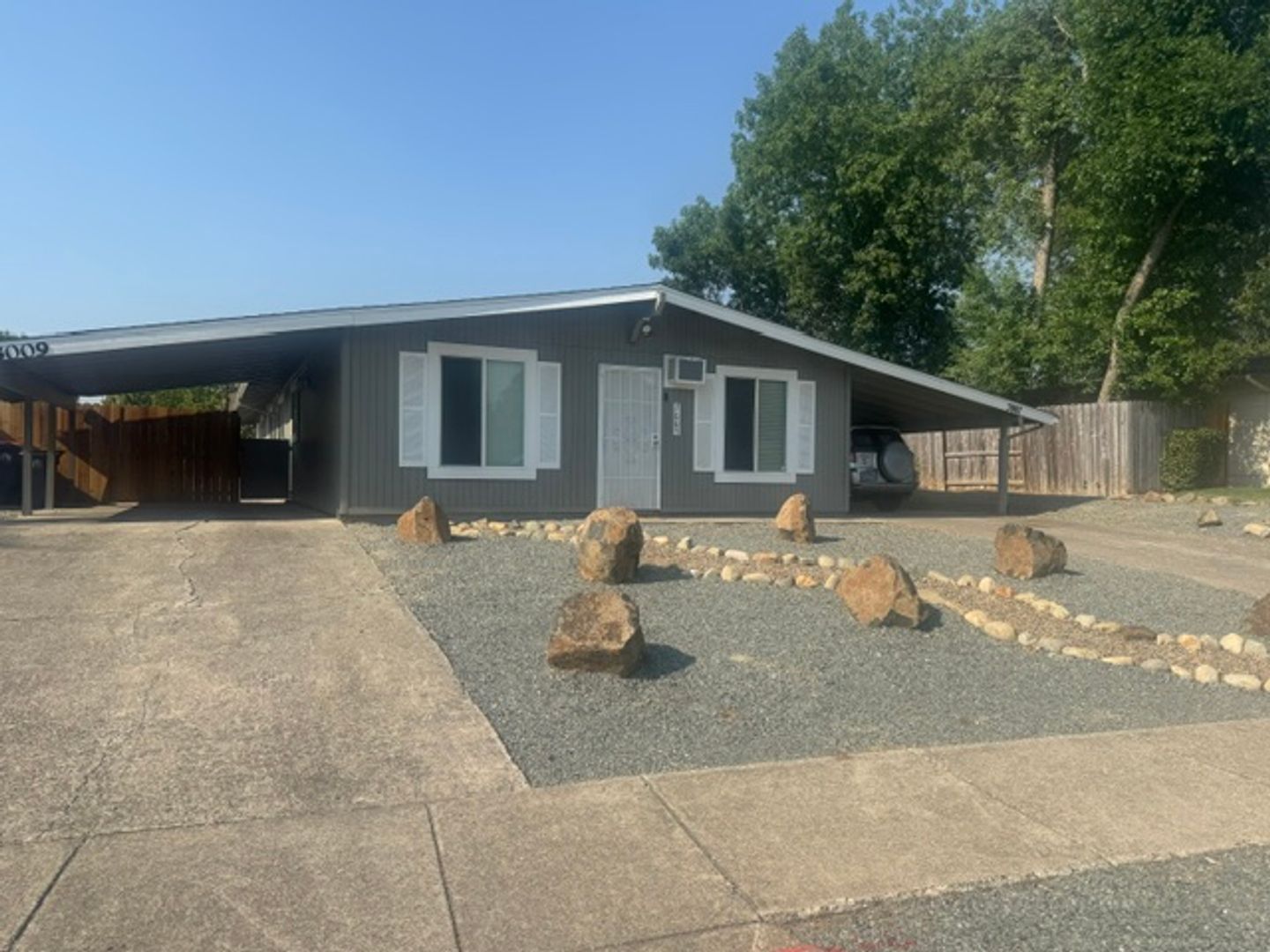 MEDFORD Apartment: 3007-3009 JUANIPERO WAY