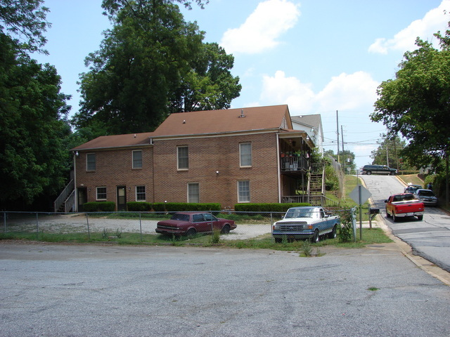 Athens House: 346 Reese Street #1