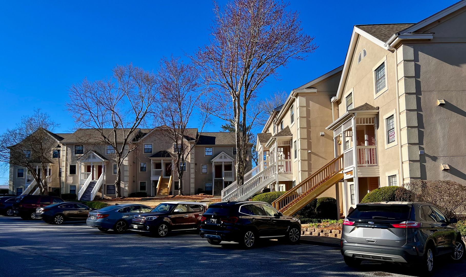 Athens Apartment: 210 Appleby Dr #218