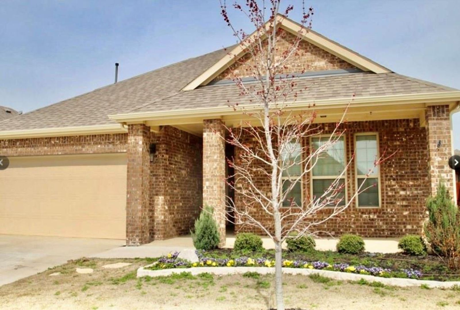 Little Elm House: 1005 Lake Woodland Dr
