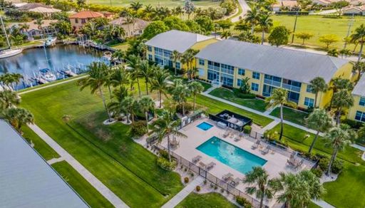 Waterfront 3 bedroom condo with optional boat slip Punta Gorda FL – photo 1