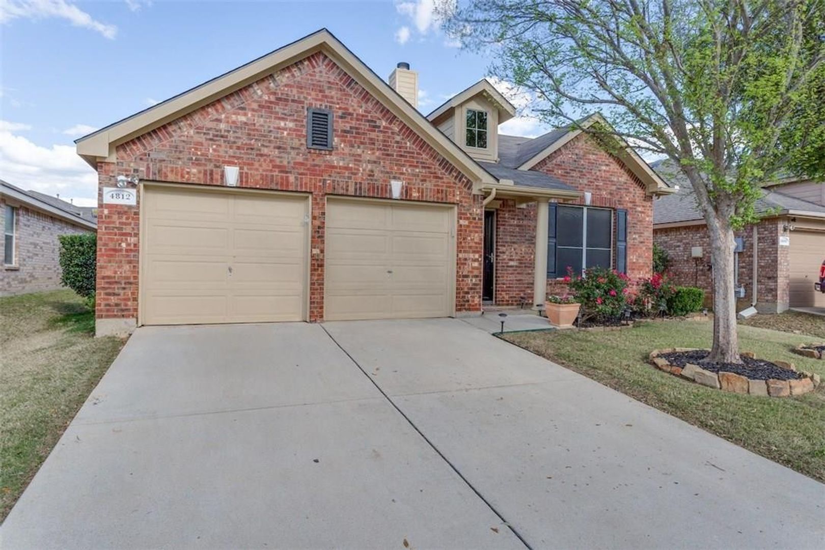 Fort Worth House: 4812 Carrotwood Dr
