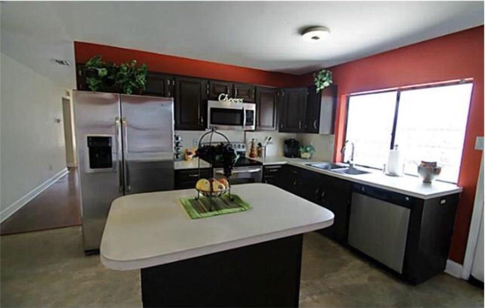 Garland House: 3914 Fletcher Dr
