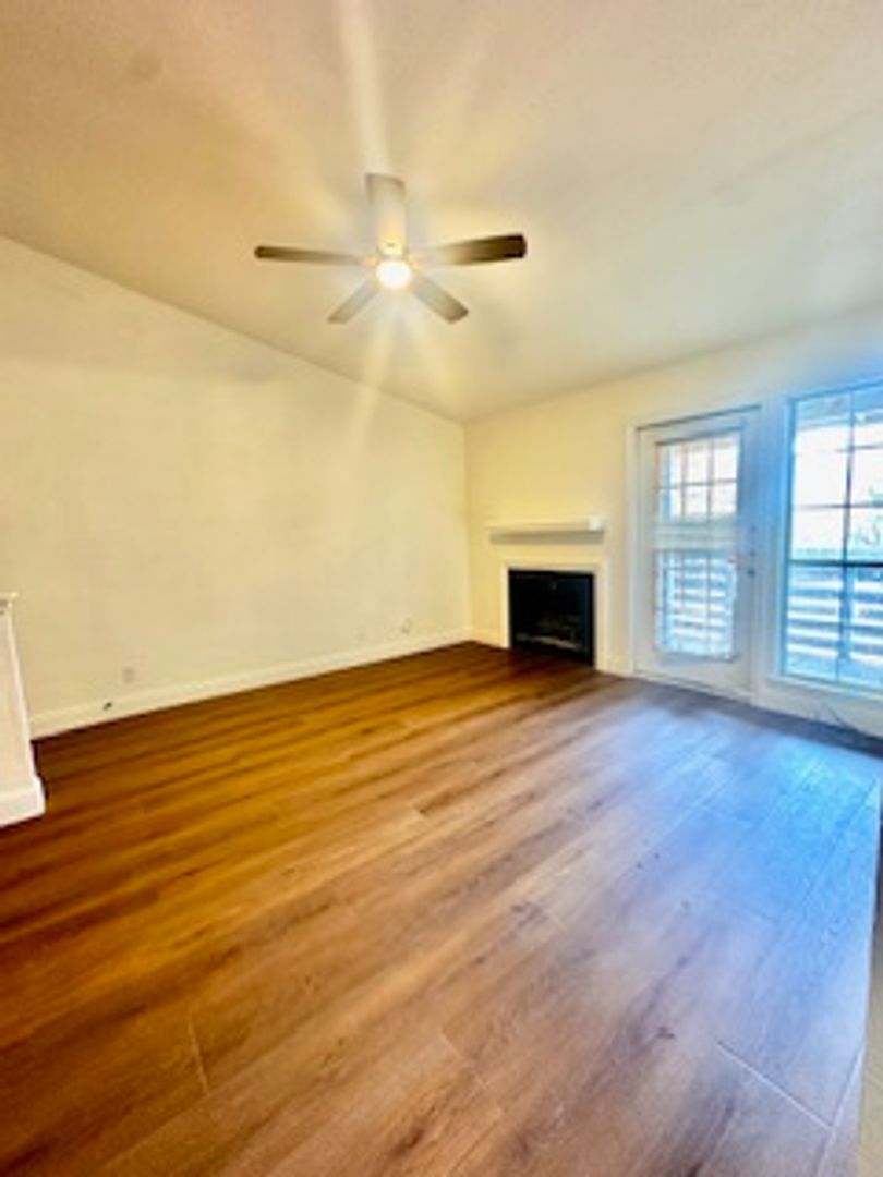 3609 W Northgate 218 2 of 12
