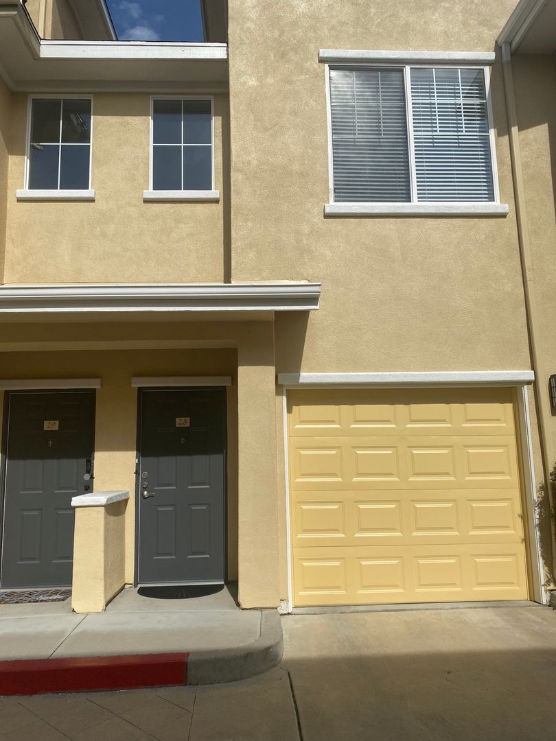 San Luis Obispo Apartment: 1704 Tonini Drive