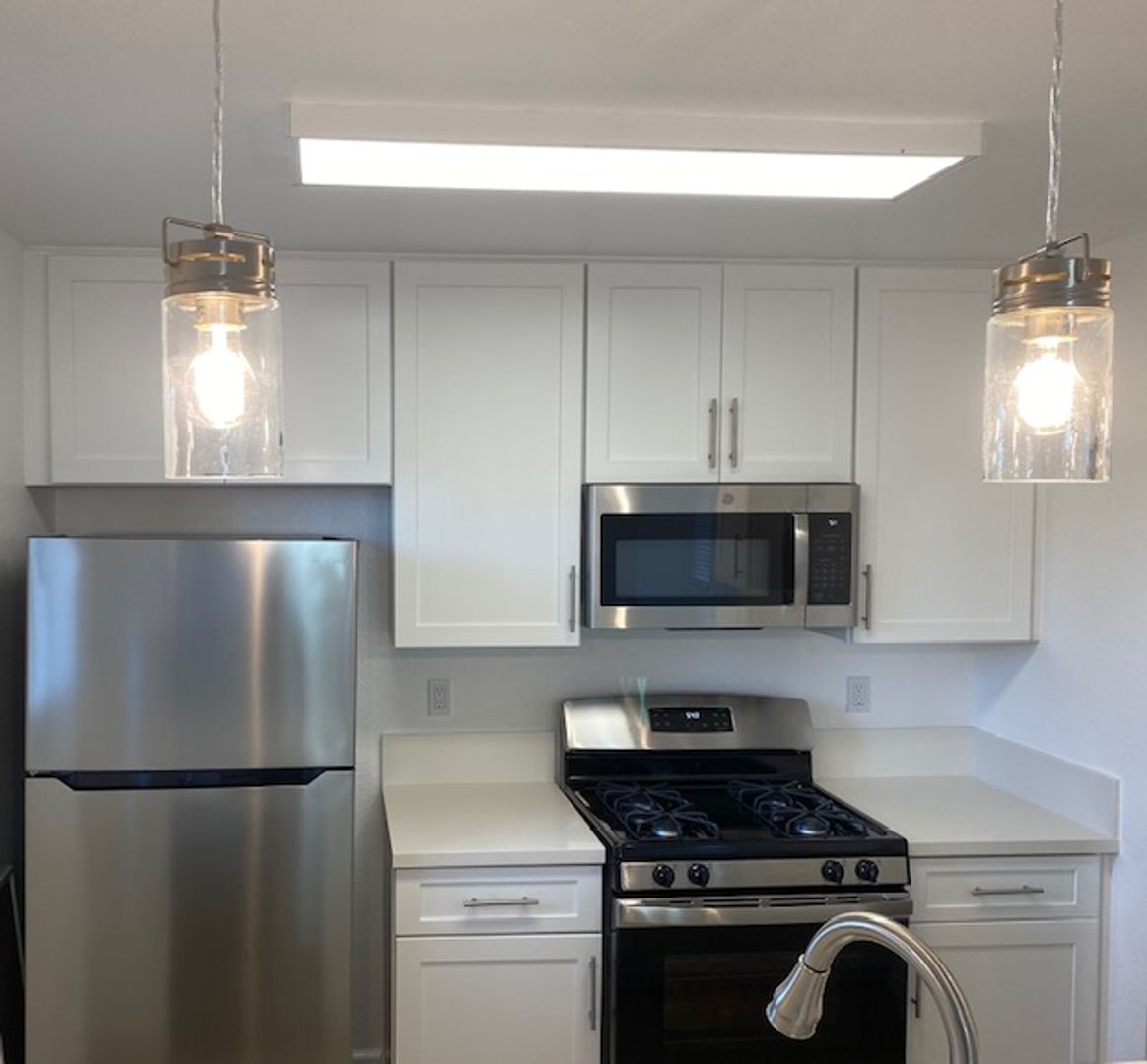 Grover Beach Apartment: 251 S Oak Park Blvd