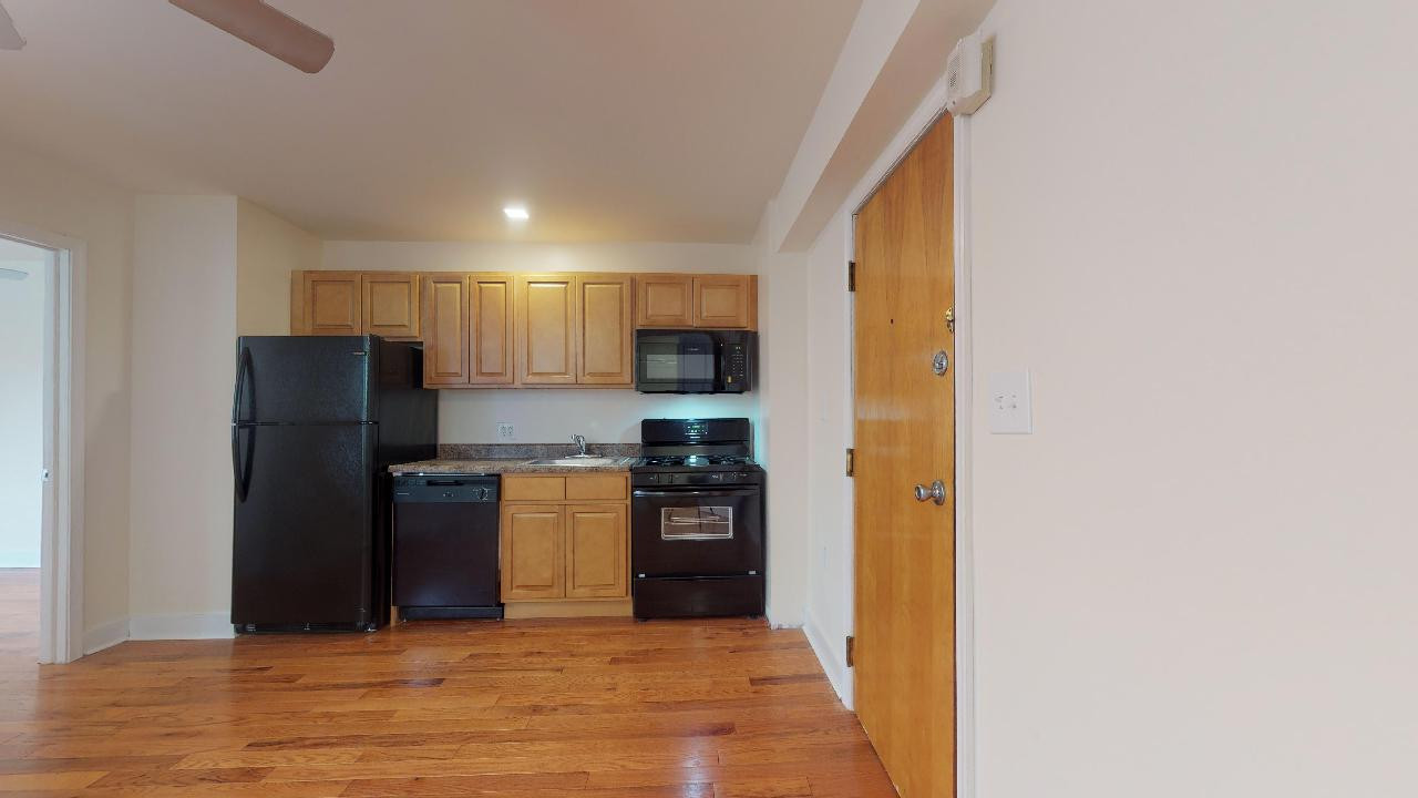 Philadelphia Apartment: 4417 Pine Street