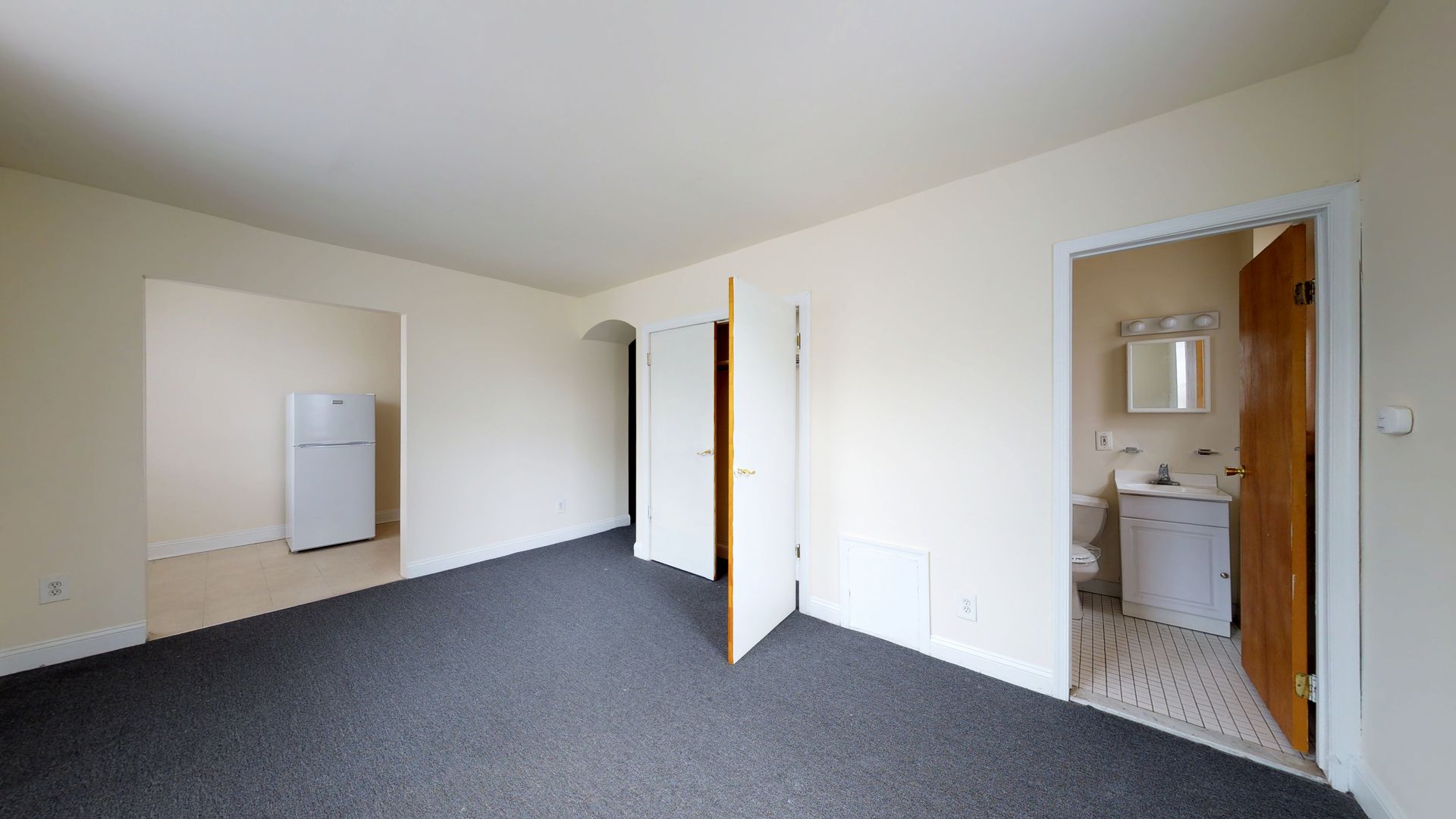 Philadelphia Apartment: 4101 Baltimore Avenue