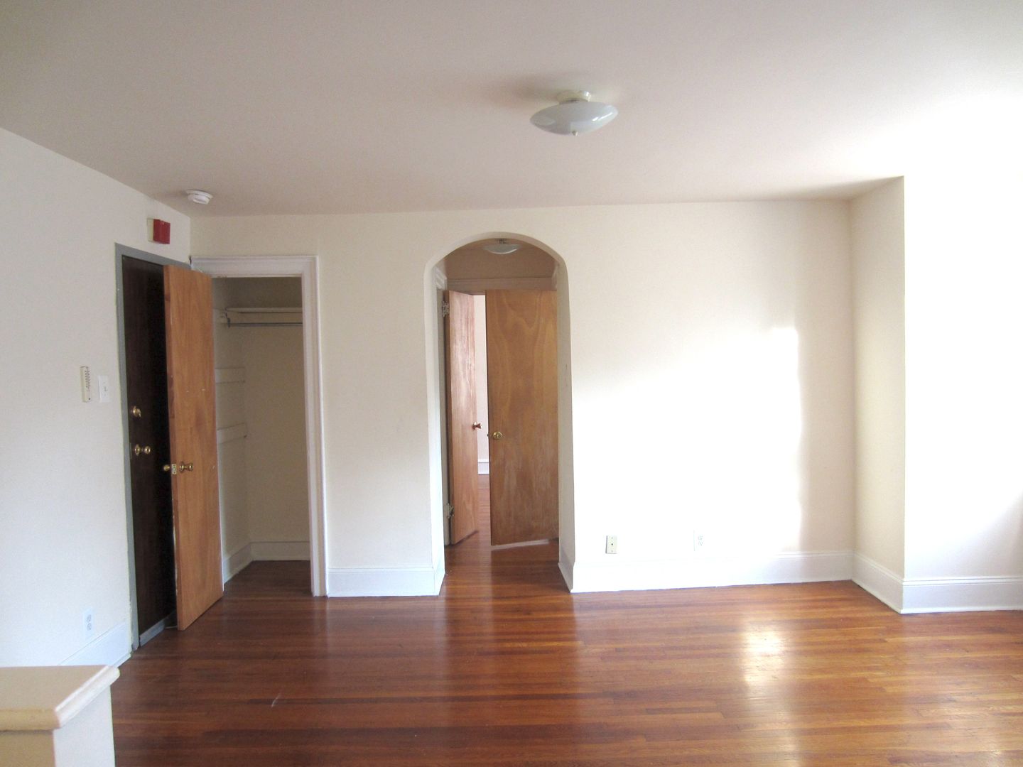 Philadelphia Apartment: 4619-21 Chester Avenue