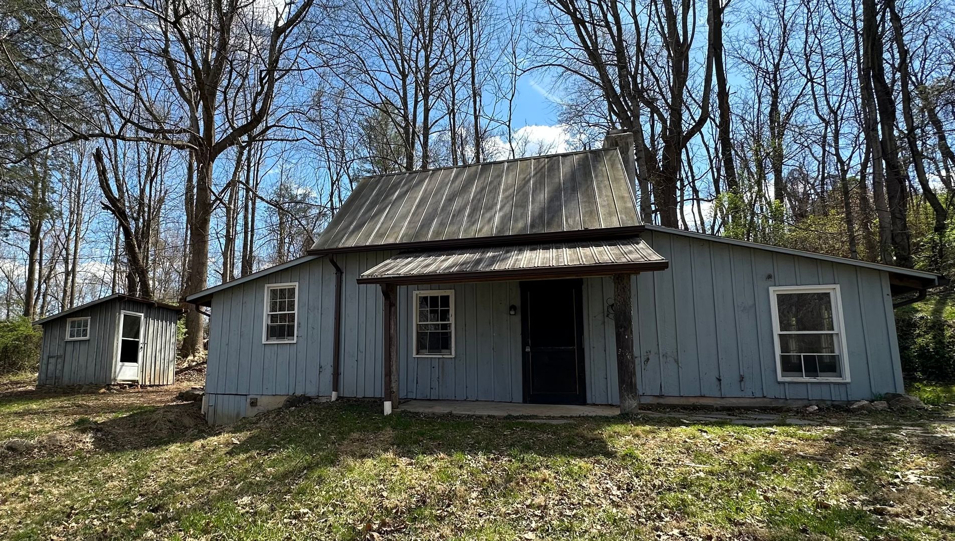 Crozet Apartment: 6270-6300 Patterson Mill Woods