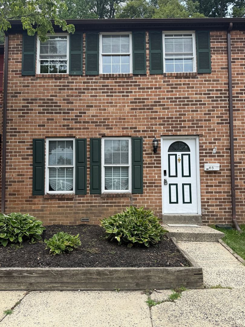 Doylestown Townhome: 65 Constitution Avenue