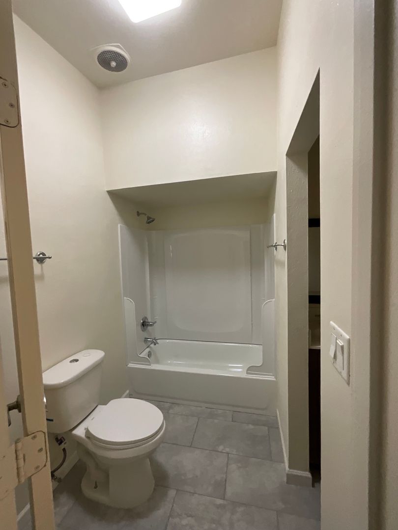 Tempe House: 1808 N Aster St