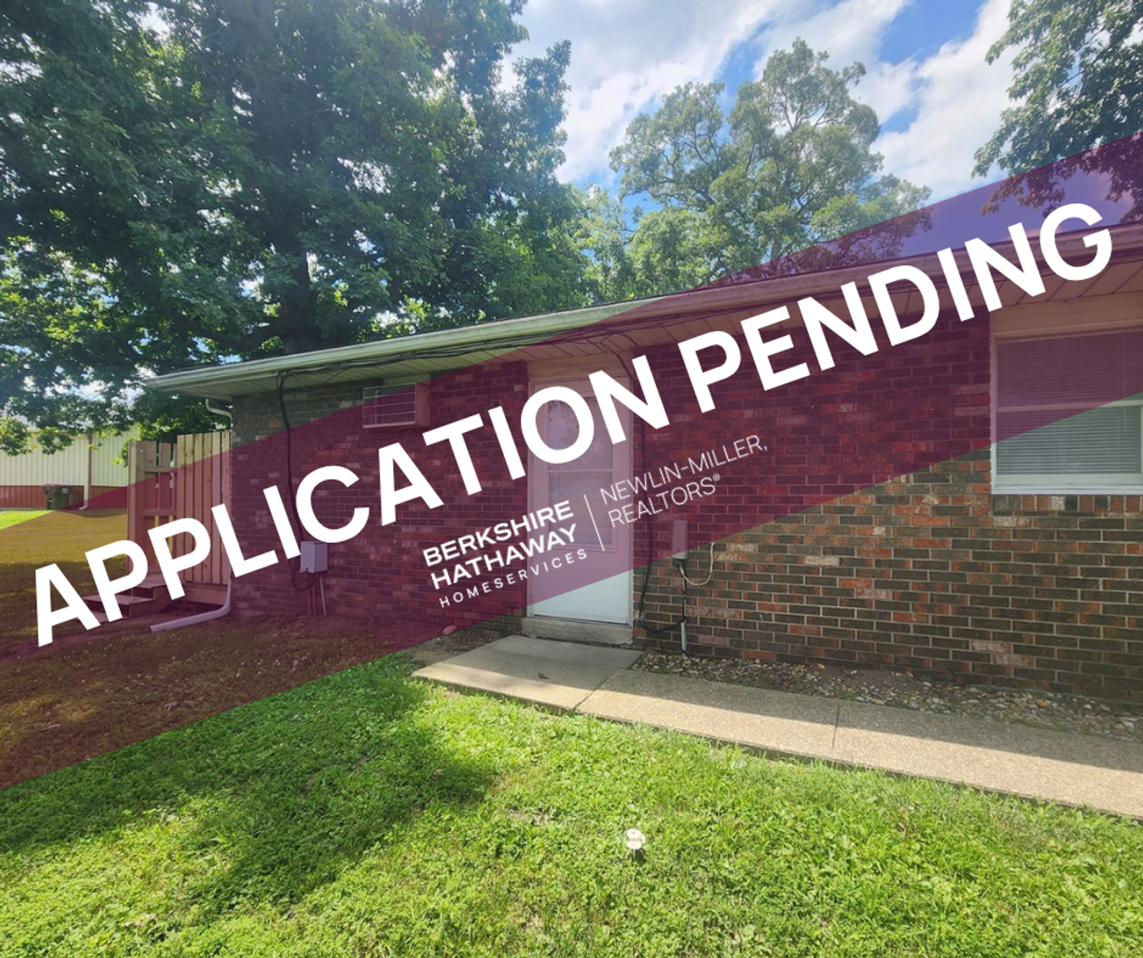 Terre Haute Apartment: 2875 S 6th place