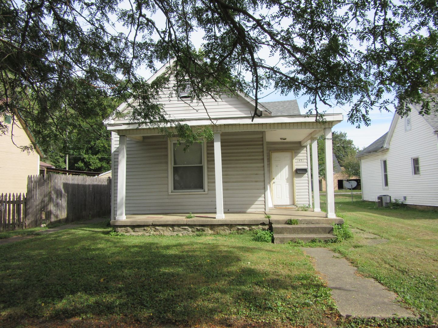 Terre Haute House: 1630 1st Ave