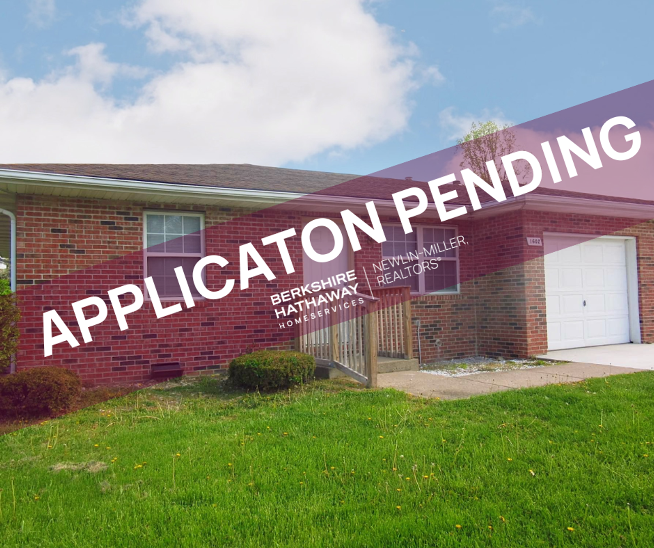 Terre Haute Apartment: Country Walk