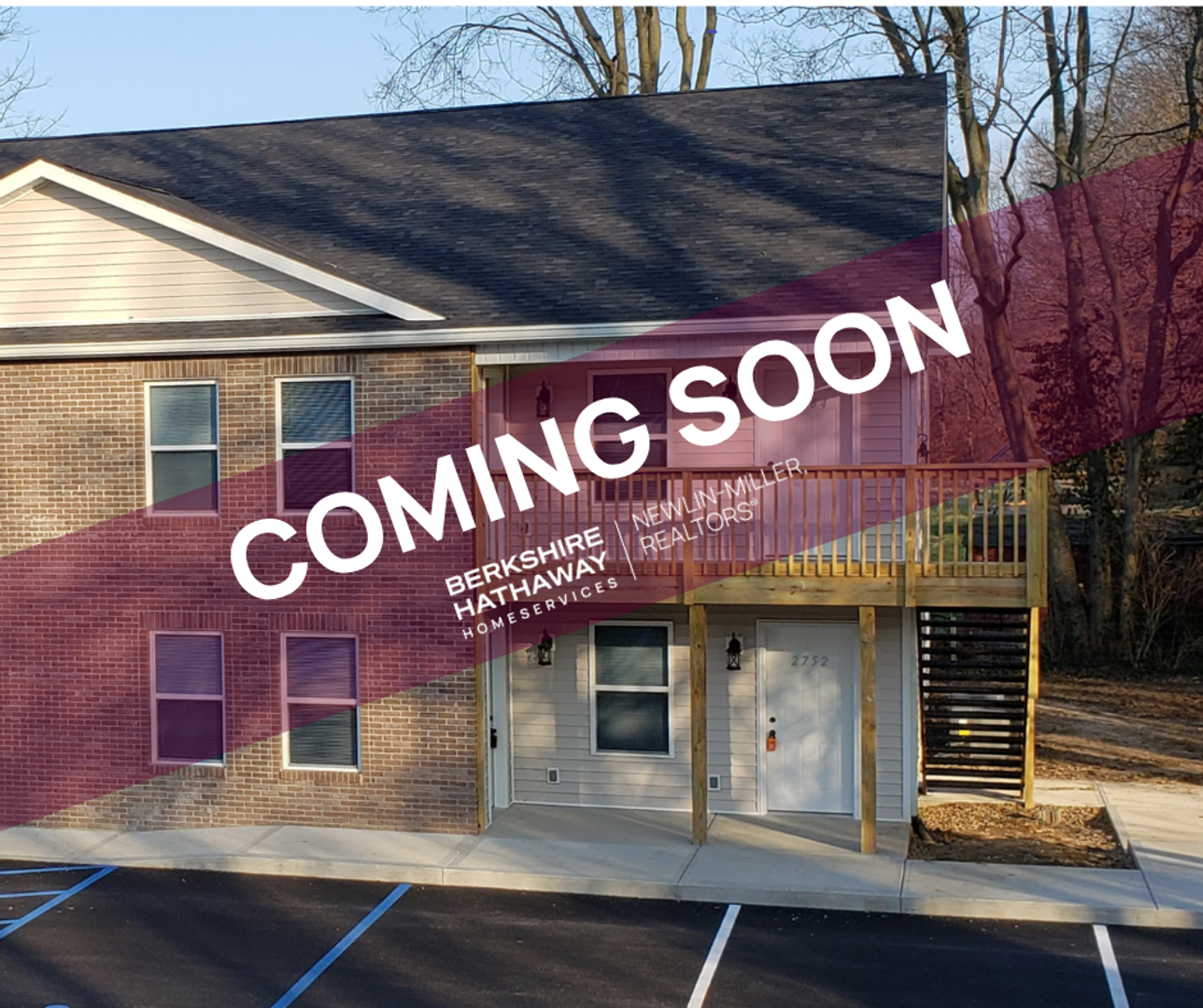 Terre Haute Apartment: Woods of Noel Lane