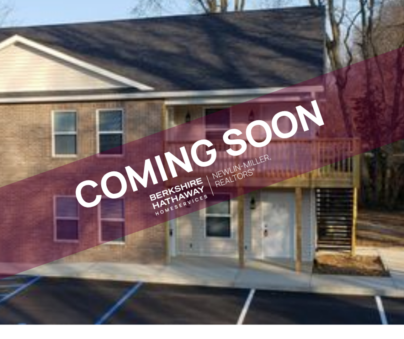 Terre Haute Apartment: Woods of Noel Lane