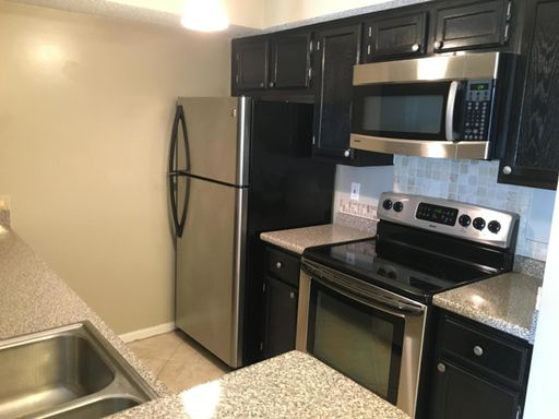 2 Bedroom Condo in Indian Lake!