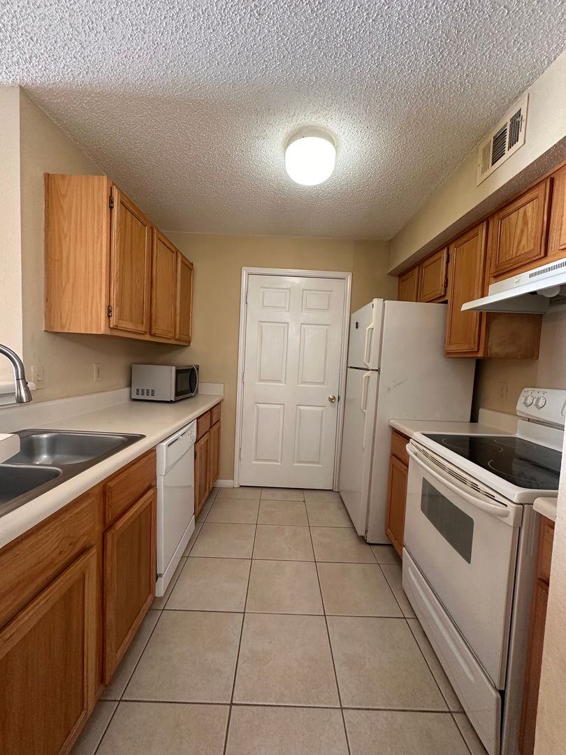 Destin Condo: 4009 Dancing Cloud Court, Unit 46