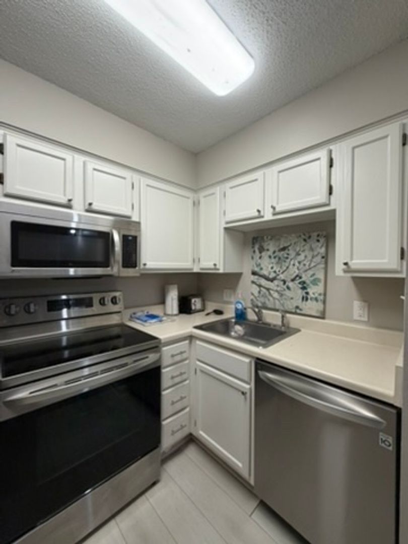 Miramar Beach Condo: 200 Sandestin Lane