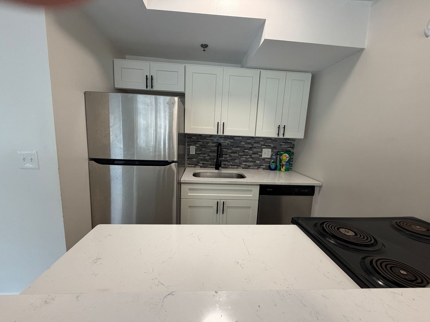 Onset Apartment: 211 Onset Avenue