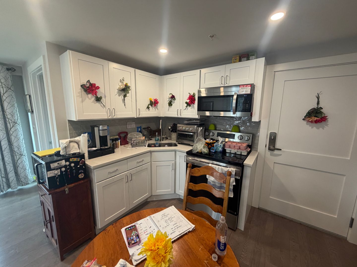 Harwich Apartment: 328 Bank Street