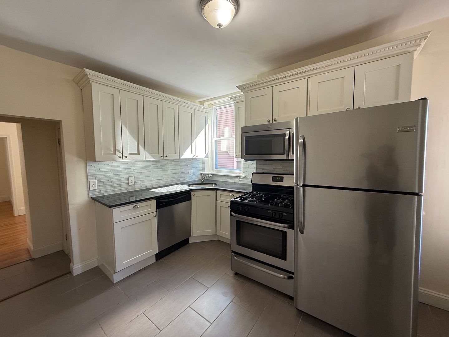 East Boston Apartment: 20 Chelsea Street