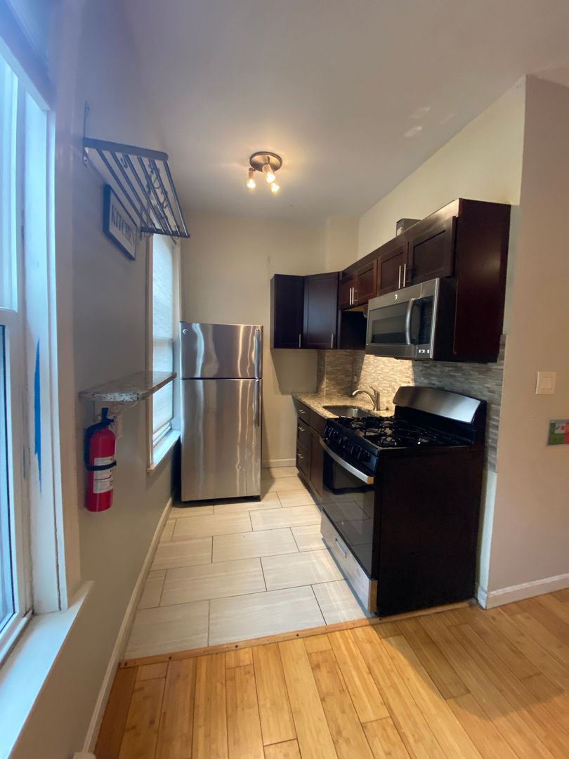 East Boston Apartment: 147 Meridian Street