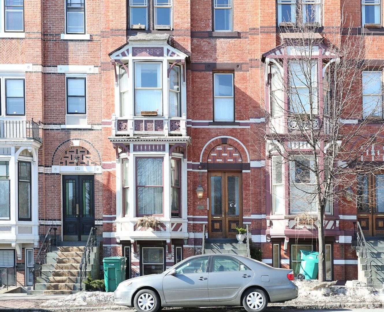 Albany Apartment: 572 Madison Ave