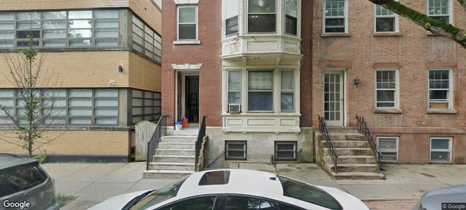albany Apartment: 326 state st