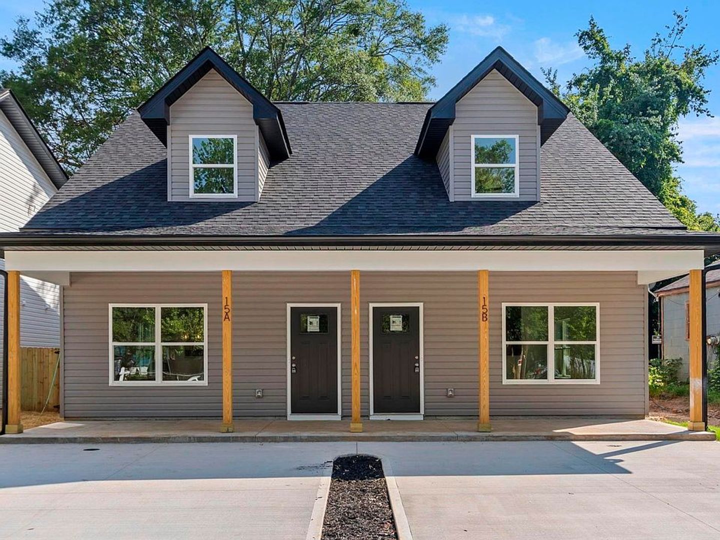 Greenville House: 15 Jamison St