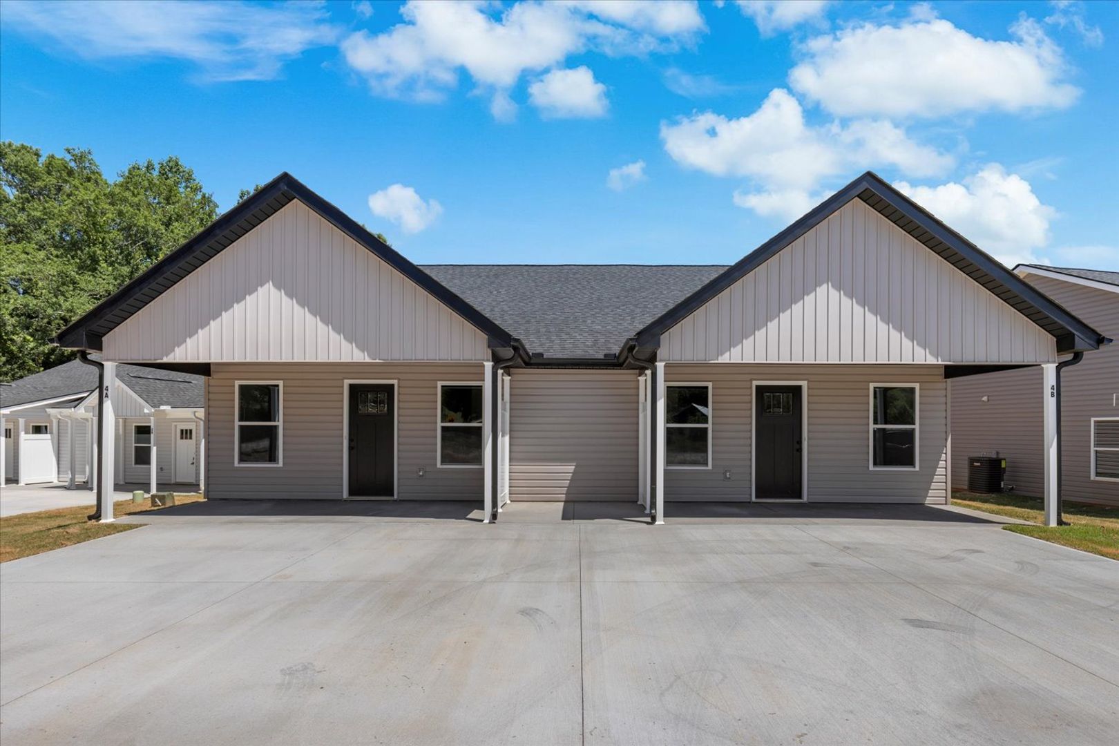 Greer Condo: 2 Arlington Road