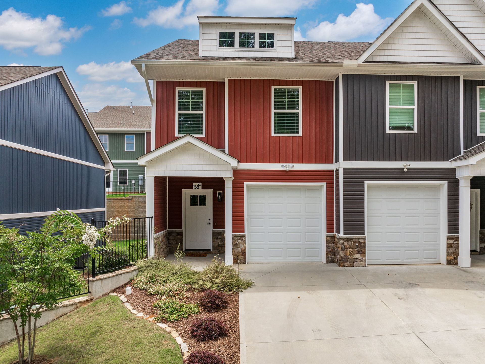 Spartanburg Townhome: 128 Oakwood Avenue
