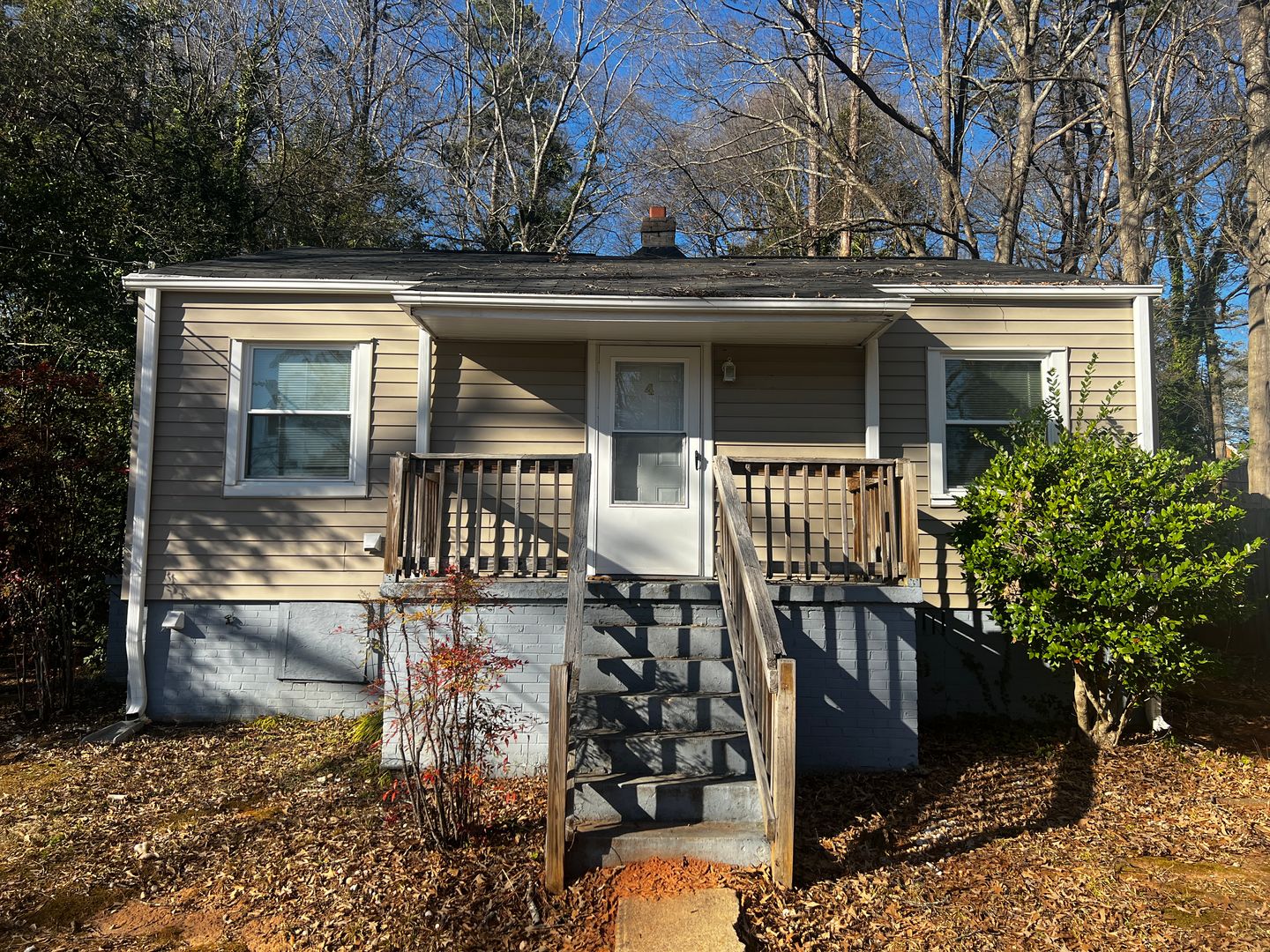 Greenville House: 4 Prancer Ave