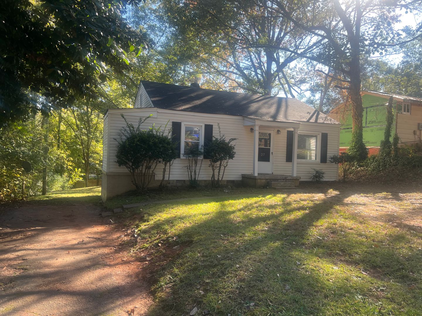Greenville House: 27 Pacific Avenue