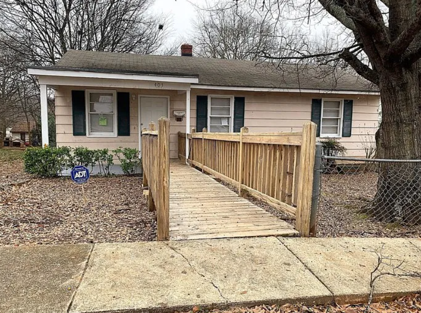 Spartanburg House: 403 Concord Avenue