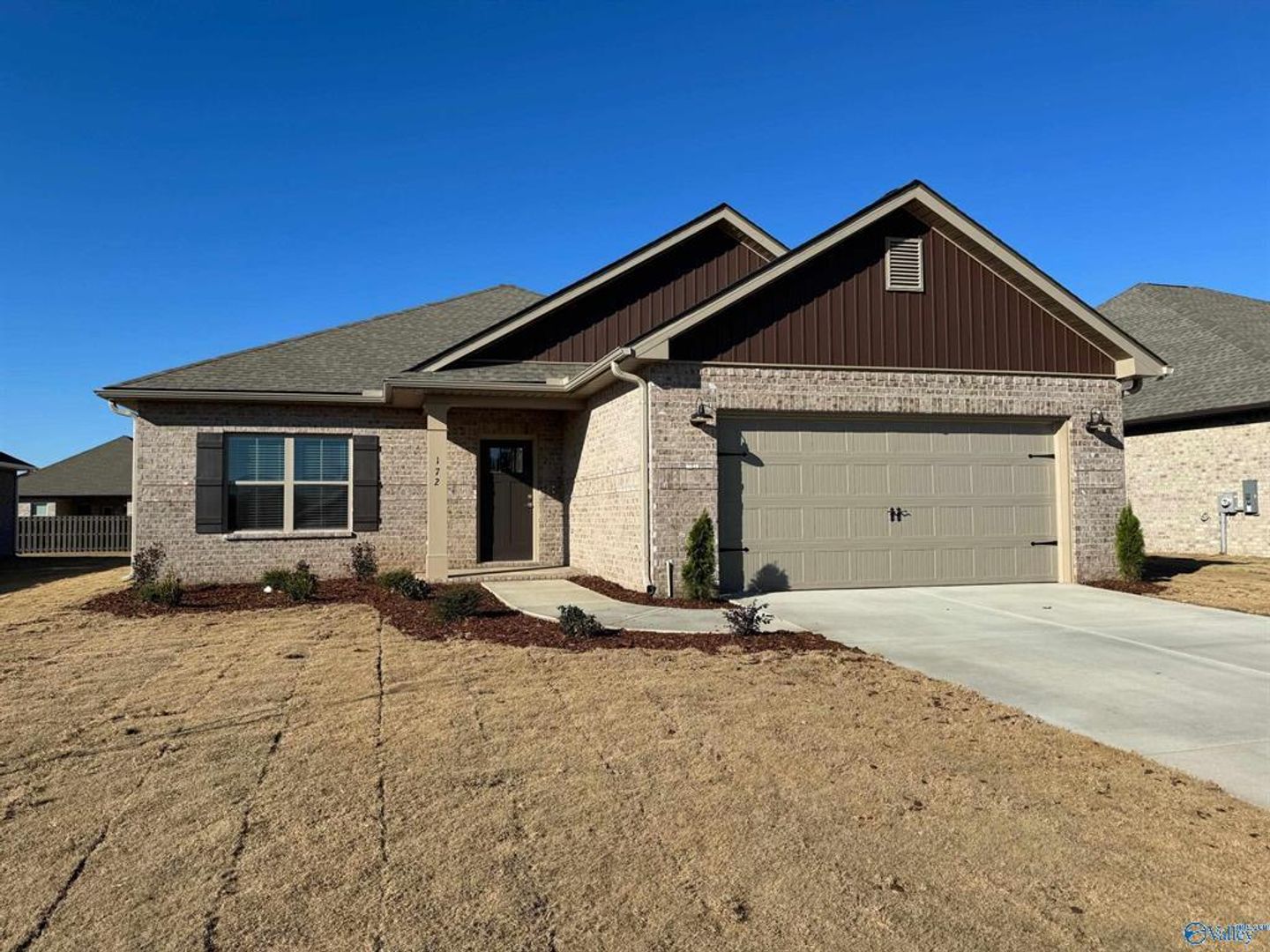 Meridianville House: 172 Shangrila Way