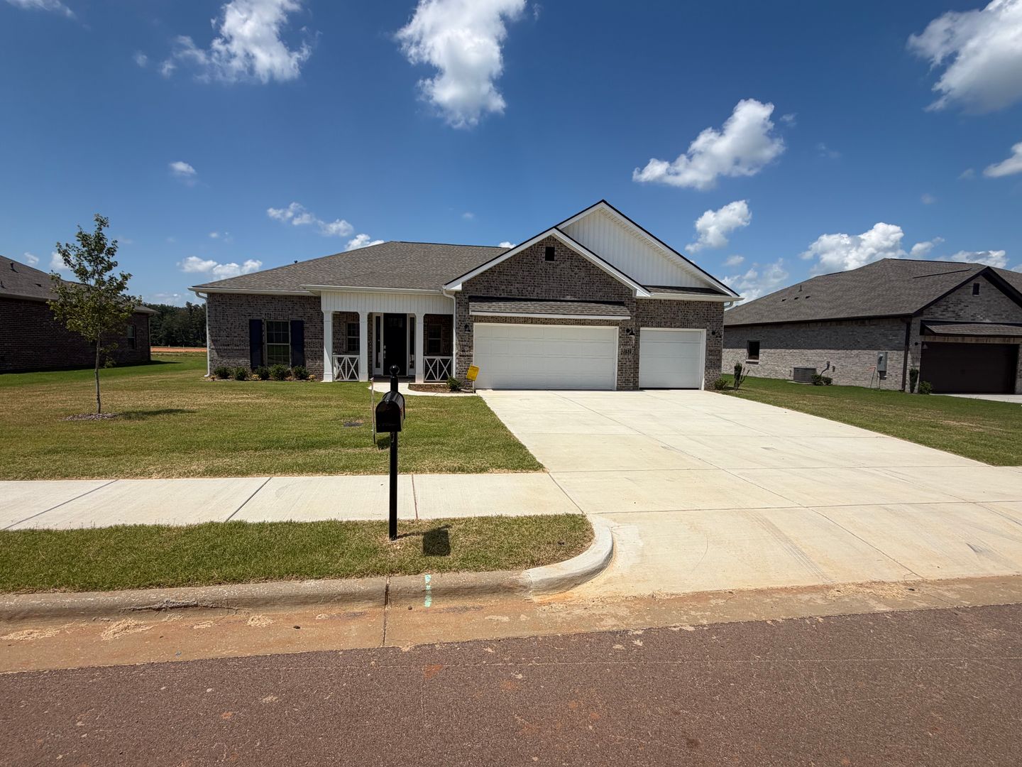 Athens House: 22879 Ansley Dr
