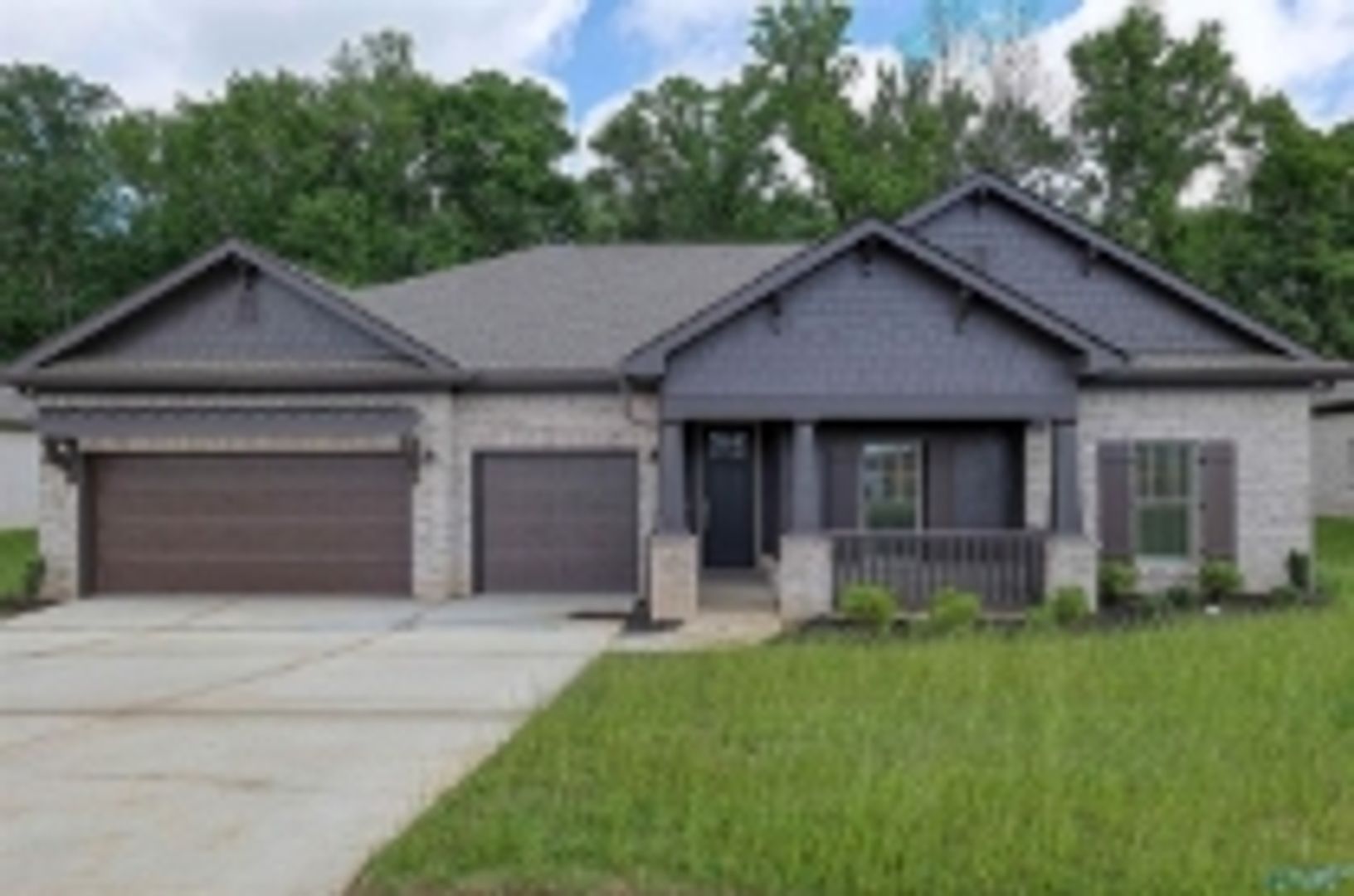 Madison House: 156 Clift Creek Drive