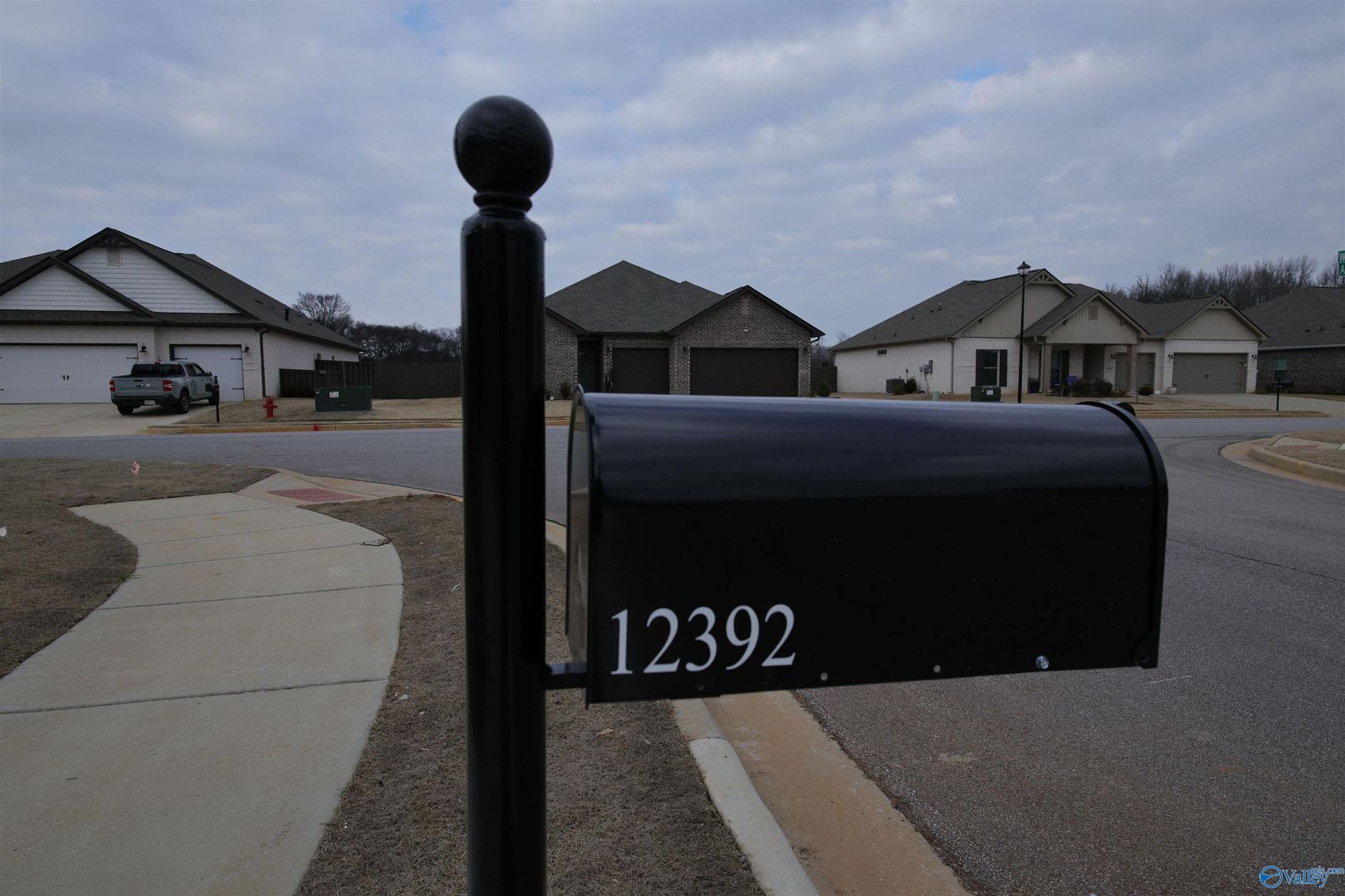 Athens House: 12392 Whitcomb Circle