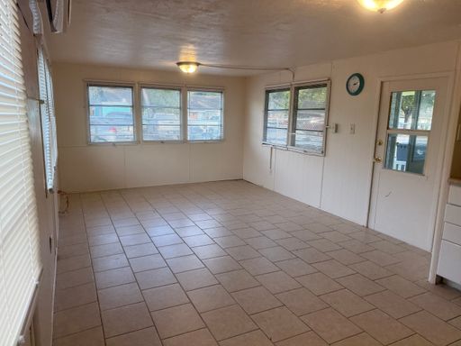 4116 7th St. E , Bradenton, FL 34208