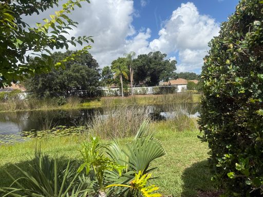 1603 Napoli Dr W, Sarasota, FL 34232