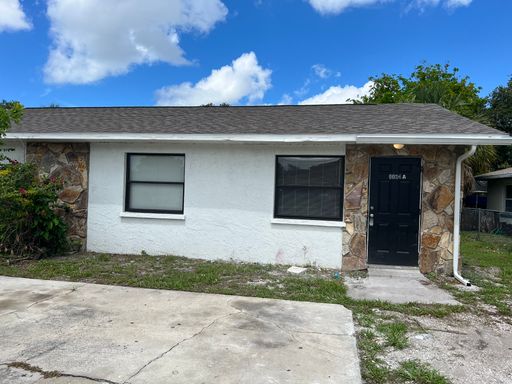 6024 1st St E, Unit A, Bradenton, FL 34203