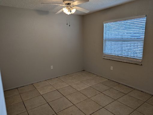 5607 20th St W, Bradenton, FL 34207