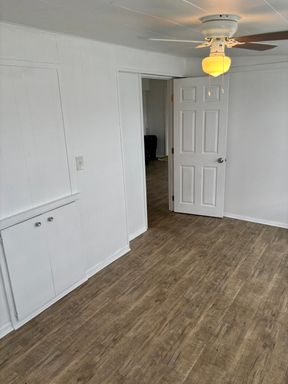 906 50th Ave Plz W, Bradenton, FL 34207