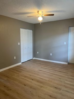 6024 1st St E, Unit A, Bradenton, FL 34203