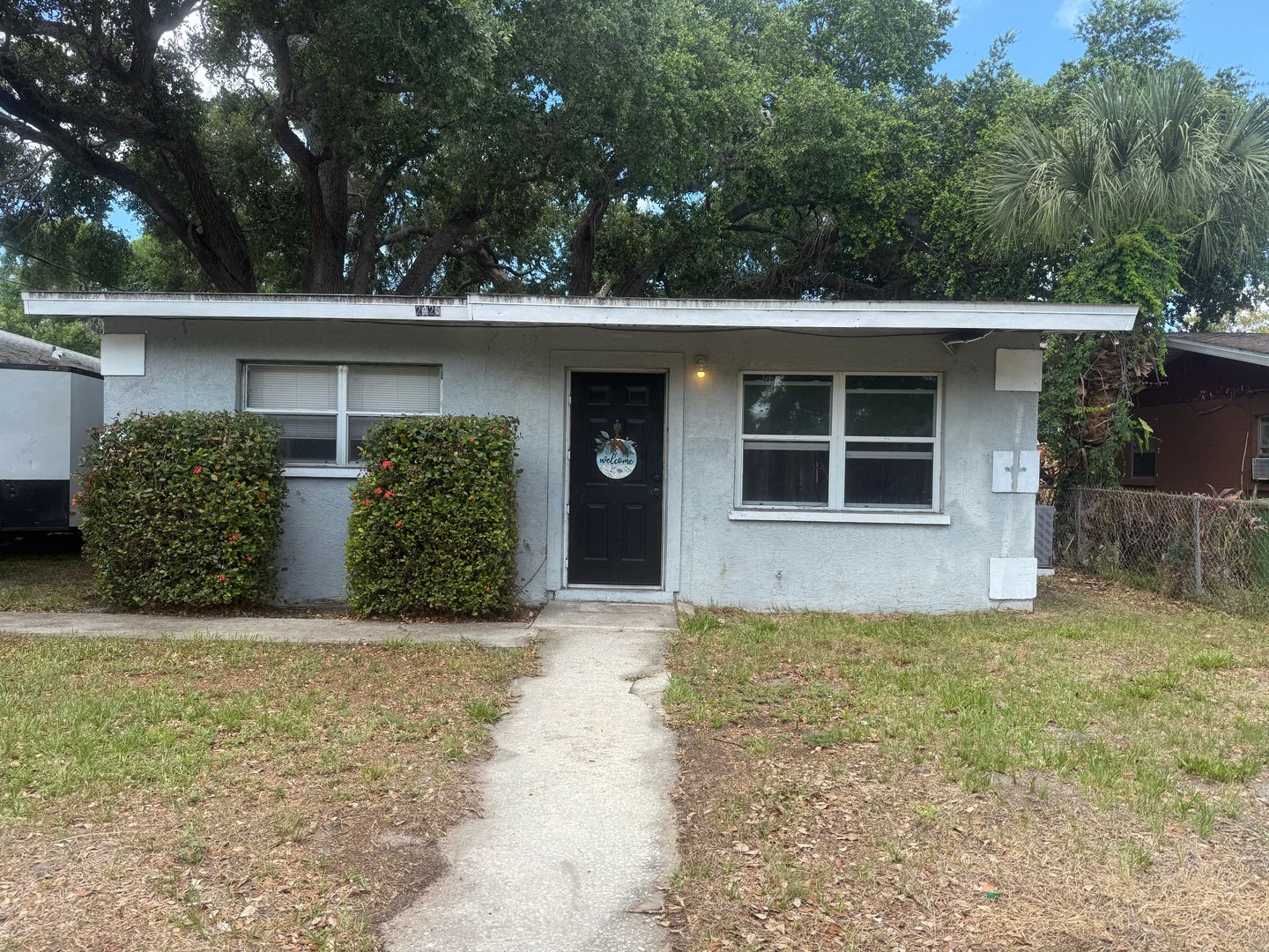 Sarasota House: 2425 Dixie Ave